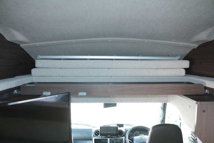 キャンピングカーキャブコン