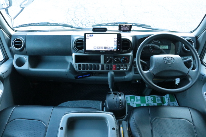 キャンピングカーキャブコン