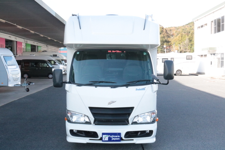 キャンピングカーキャブコン