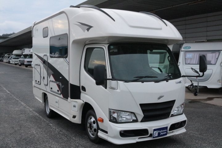 キャンピングカーキャブコン