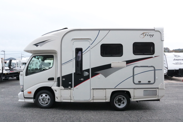 キャンピングカーキャブコン