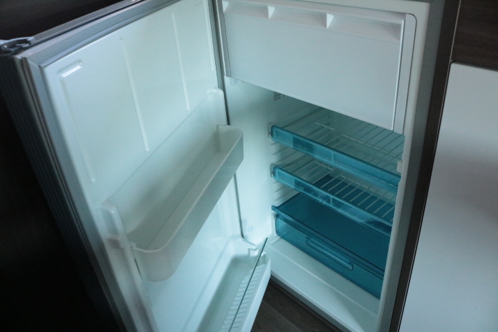 キャンピングカーキャブコン