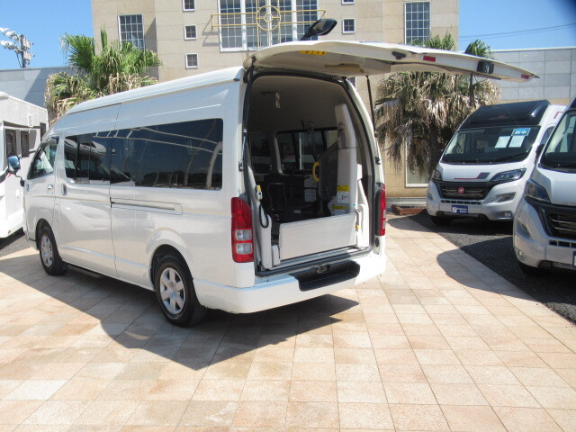 トヨタハイエース