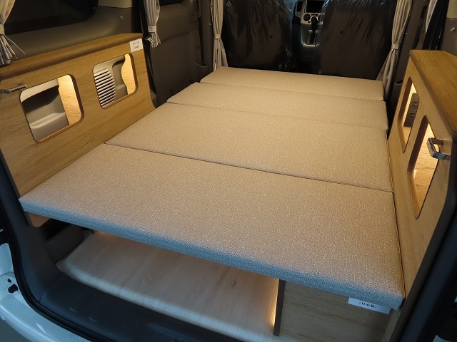 キャンピングカーバンコン