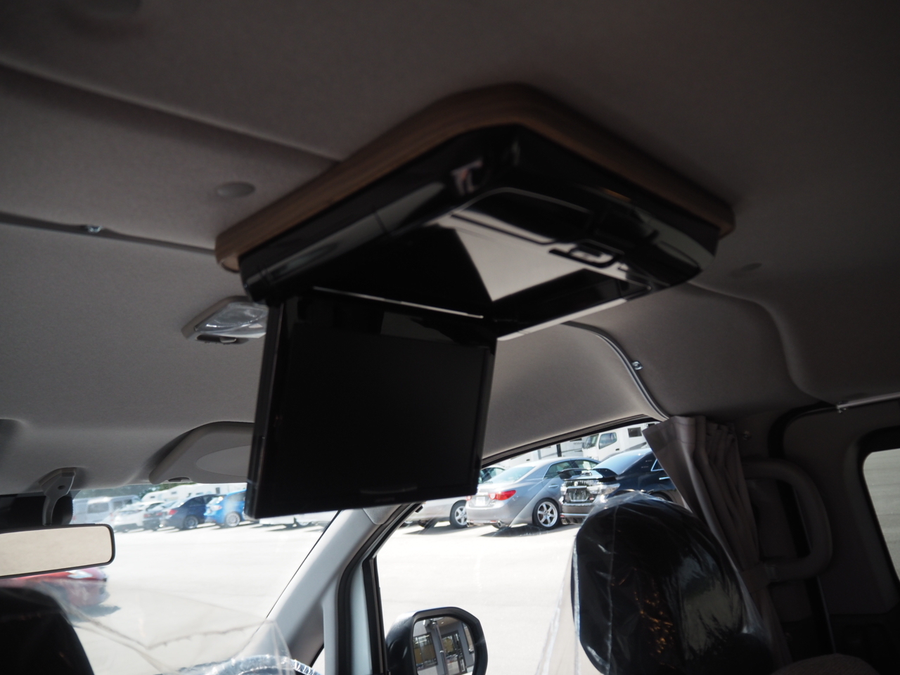 キャンピングカーバンコン