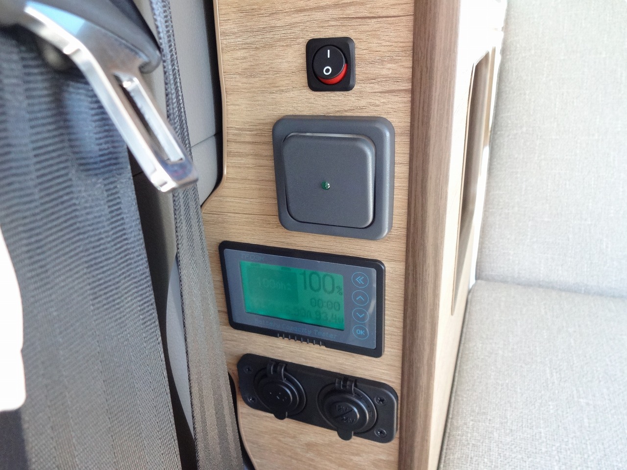 キャンピングカーバンコン