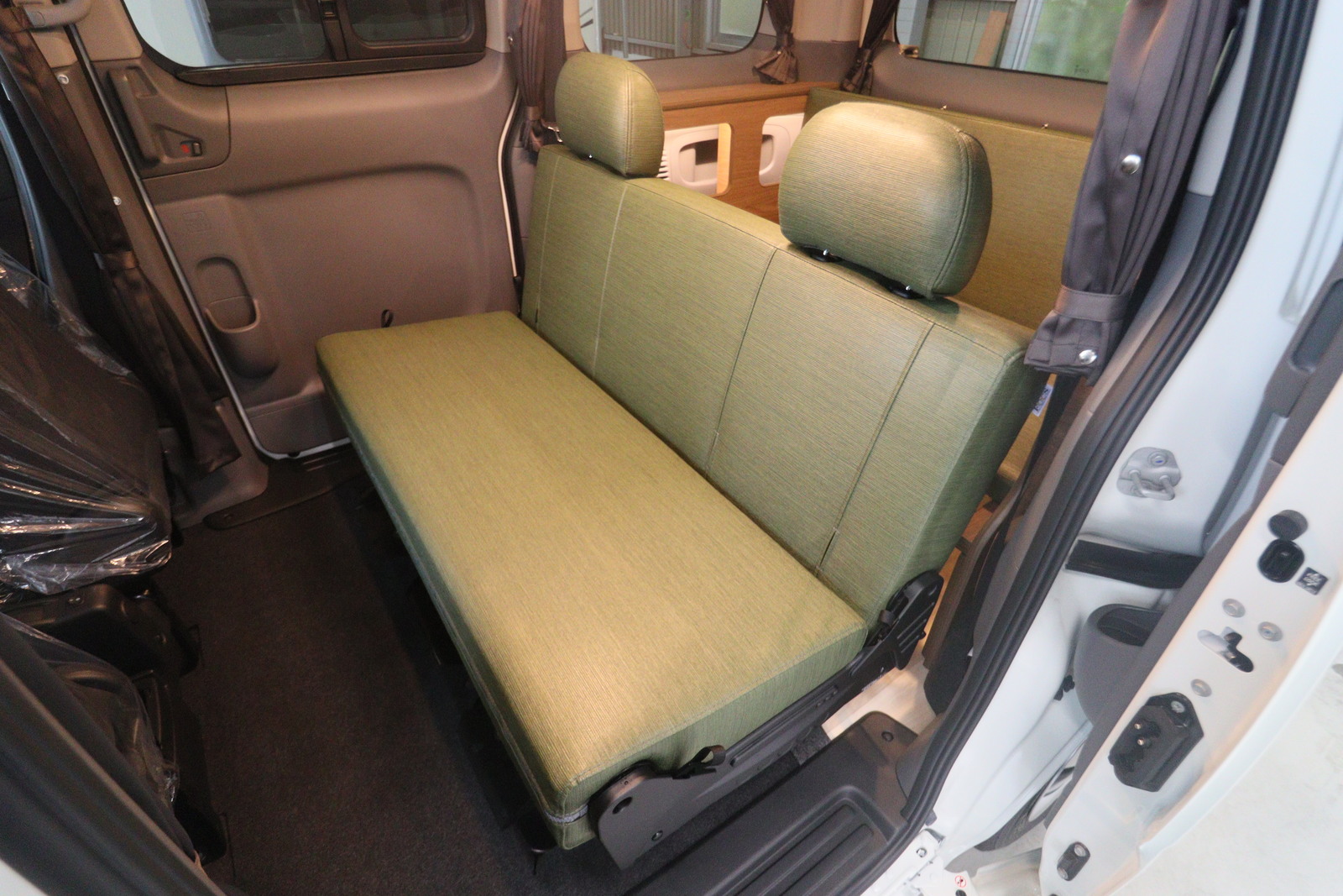 キャンピングカーバンコン