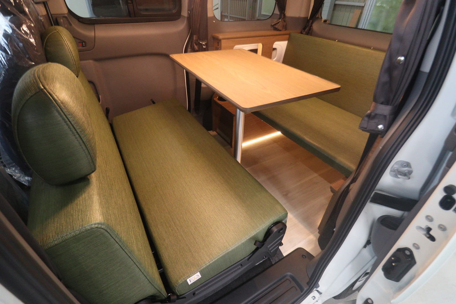 キャンピングカーバンコン