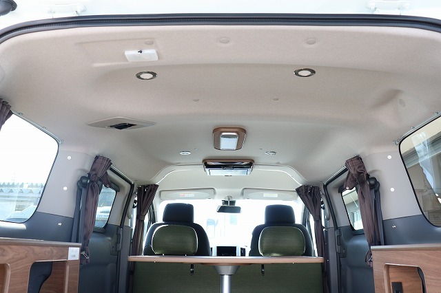 キャンピングカーバンコン