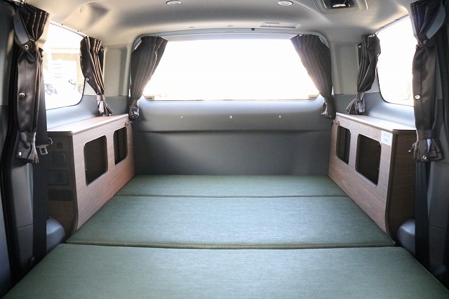 キャンピングカーバンコン