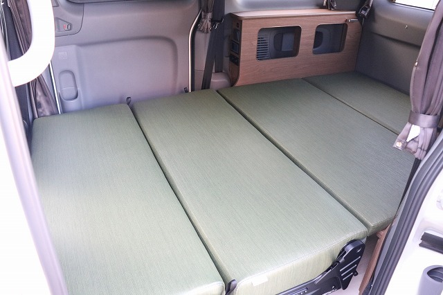 キャンピングカーバンコン