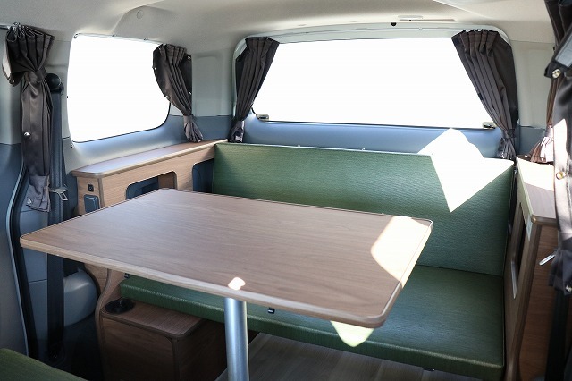 キャンピングカーバンコン