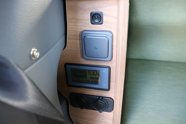 キャンピングカーバンコン