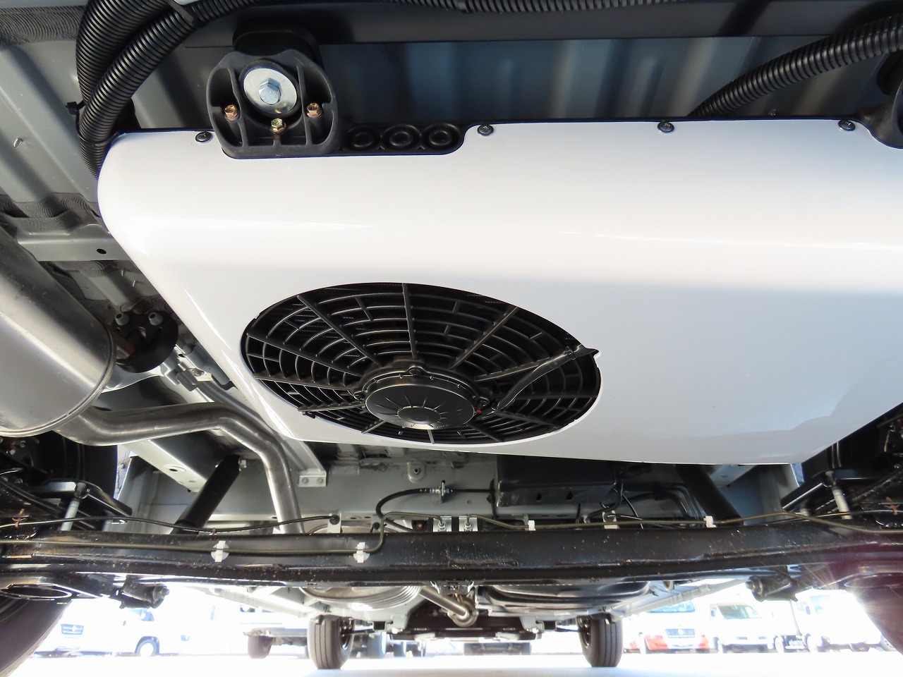 キャンピングカーバンコン