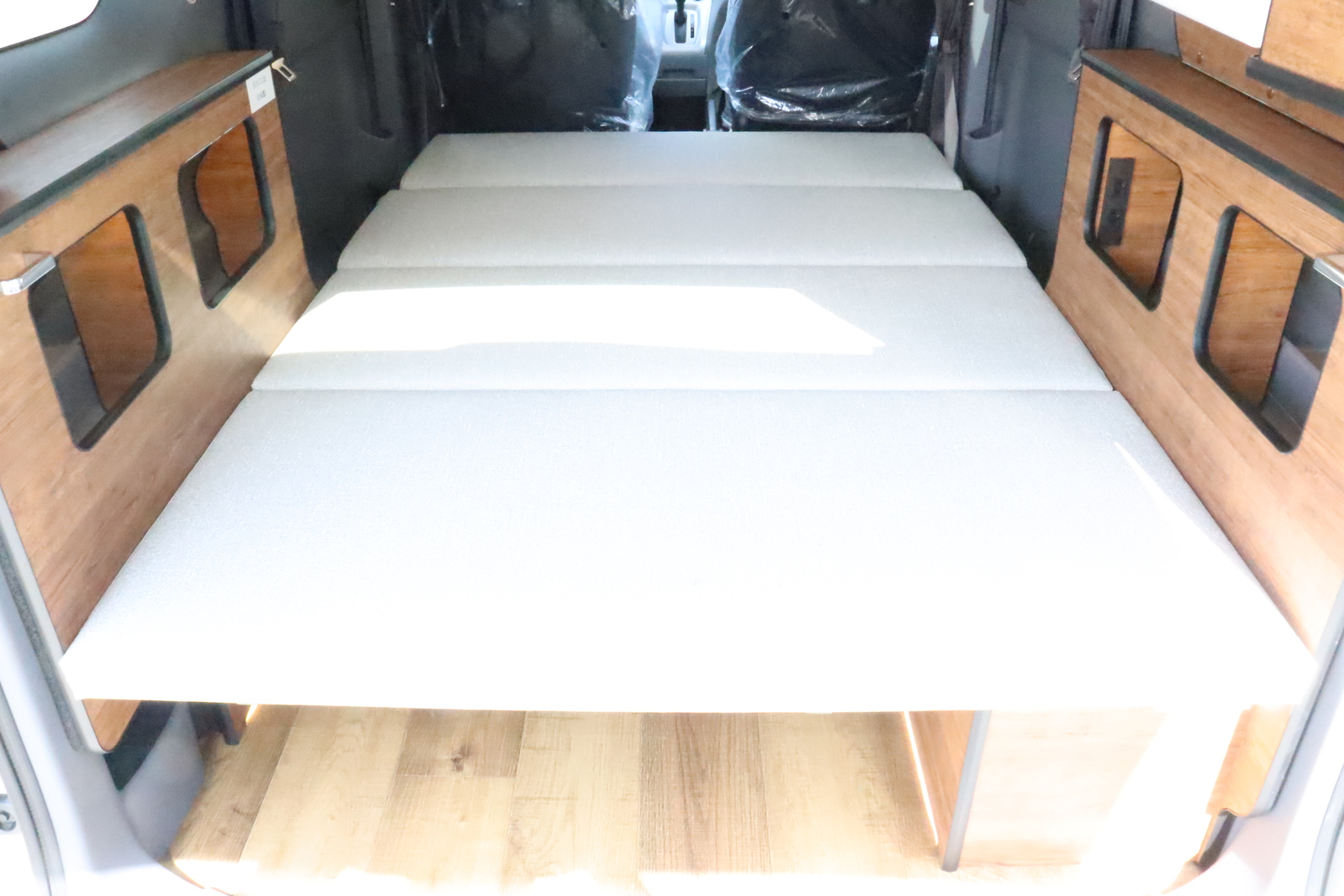 キャンピングカーバンコン