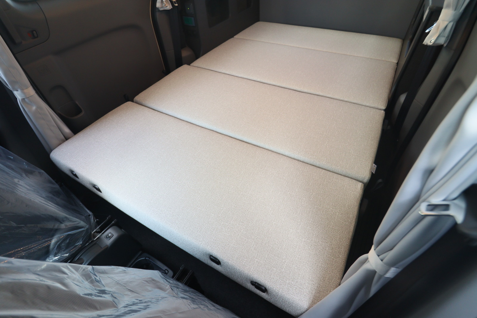 キャンピングカーバンコン