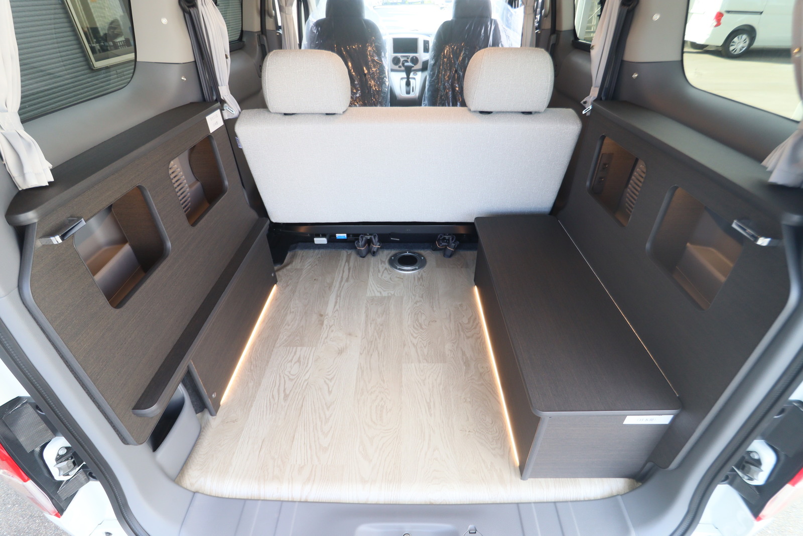 キャンピングカーバンコン