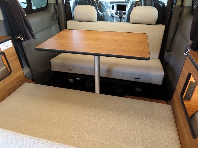 キャンピングカーバンコン