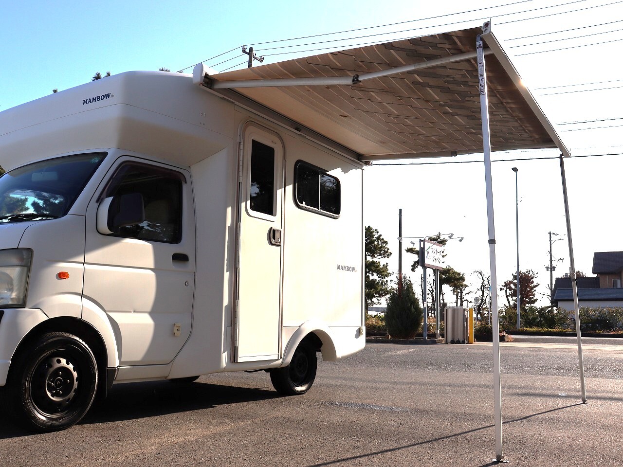 キャンピングカー軽キャンパー