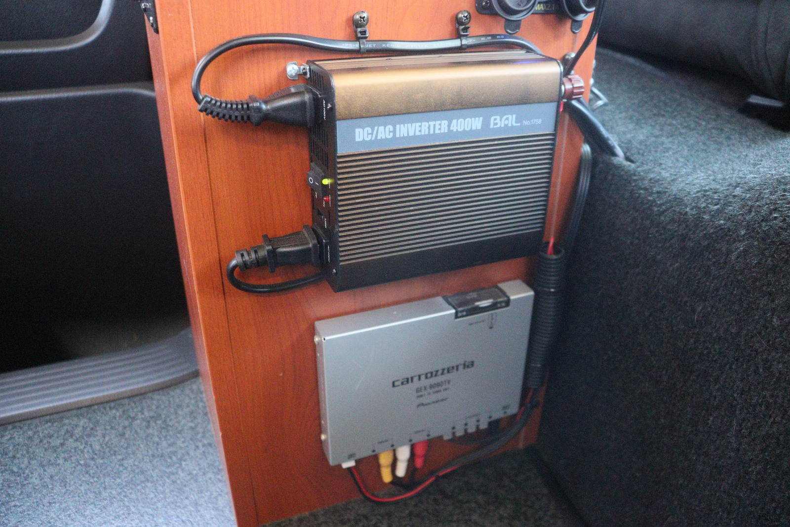 キャンピングカーバンコン