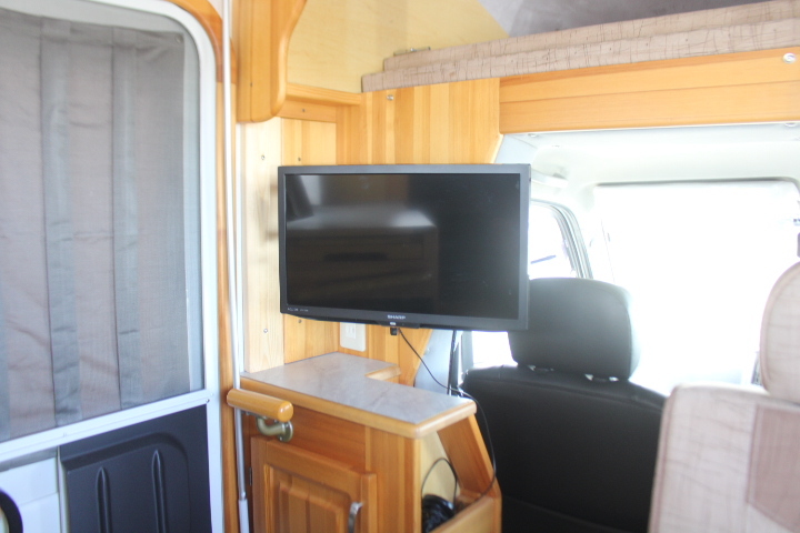 キャンピングカーキャブコン