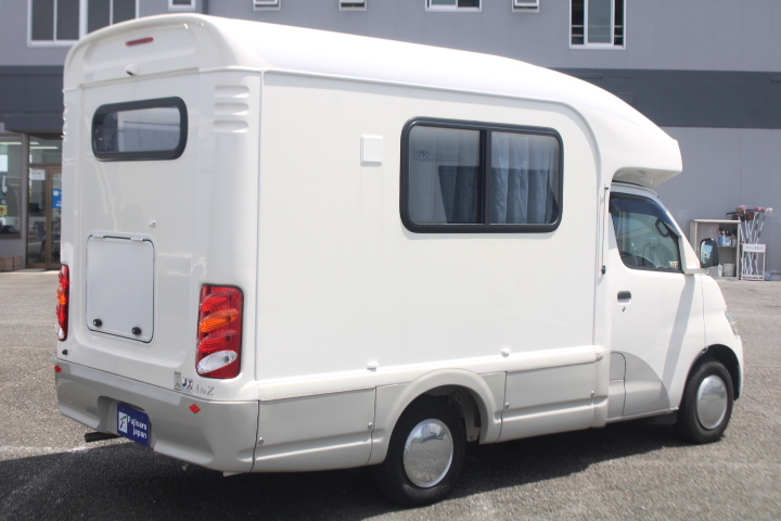キャンピングカーキャブコン