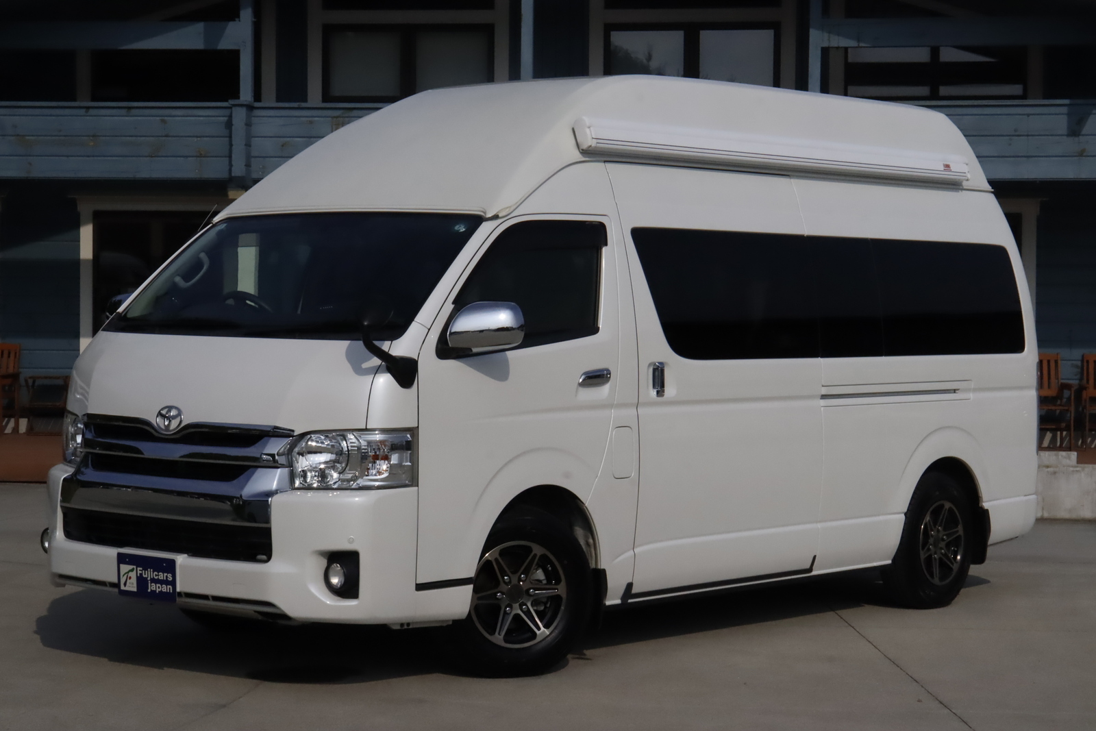 キャンピングカーバンコン