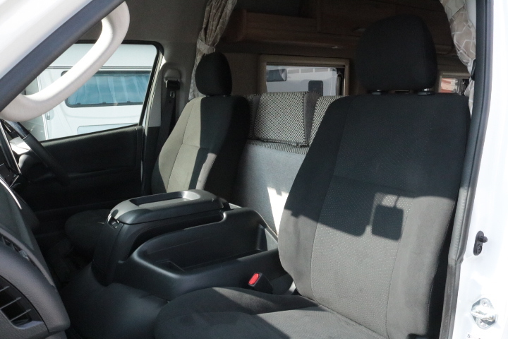 キャンピングカーバンコン