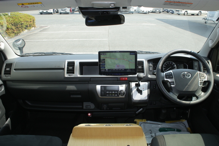 キャンピングカーバンコン