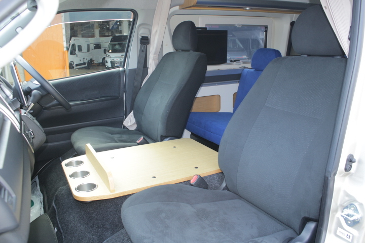 キャンピングカーバンコン