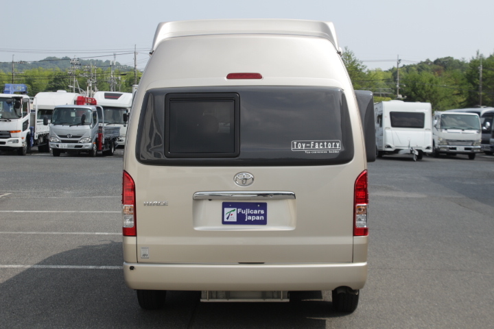 キャンピングカーバンコン