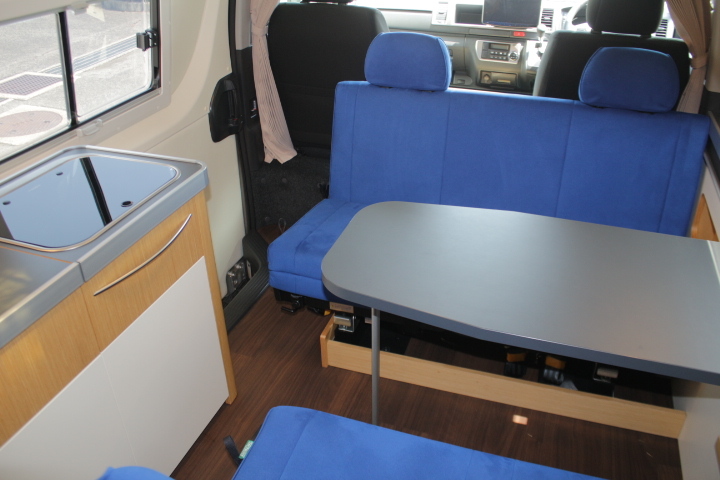 キャンピングカーバンコン