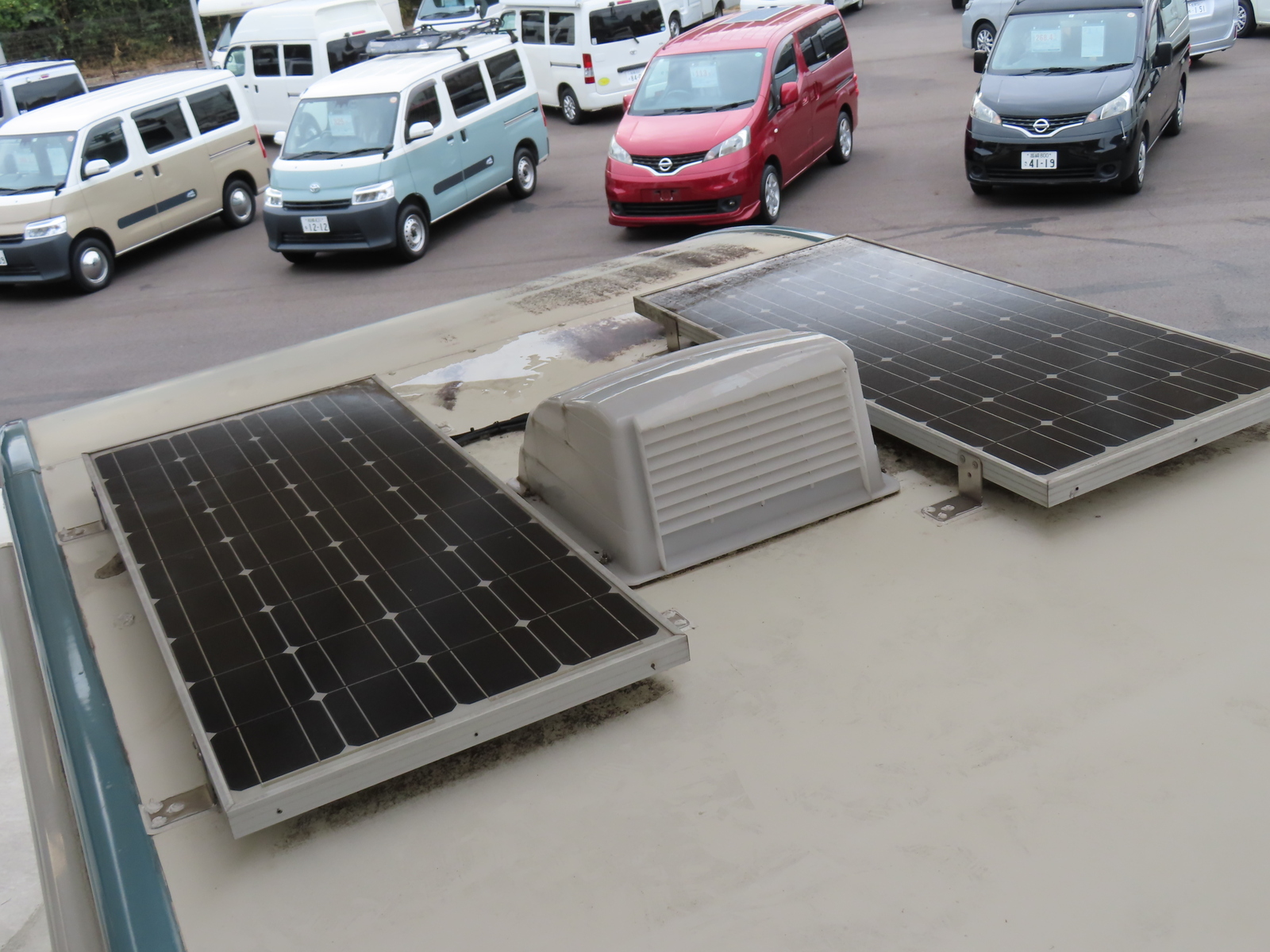 キャンピングカーキャブコン