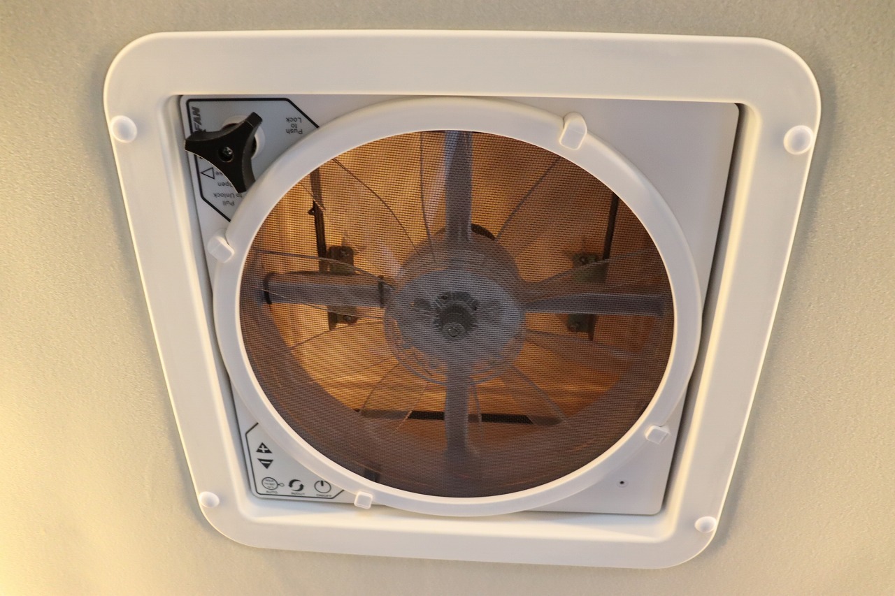 キャンピングカーバンコン