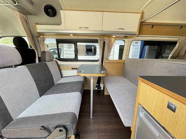 キャンピングカーバンコン