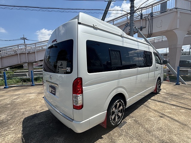 キャンピングカーバンコン