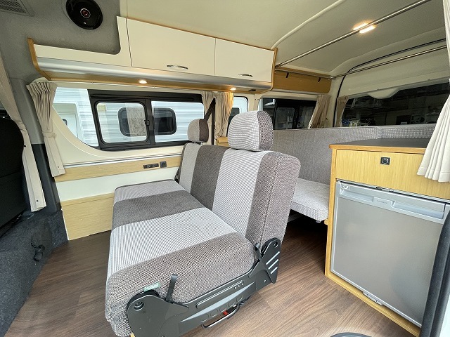 キャンピングカーバンコン