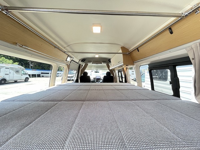 キャンピングカーバンコン