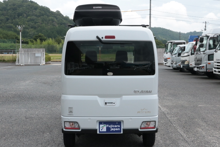 キャンピングカー軽キャンパー