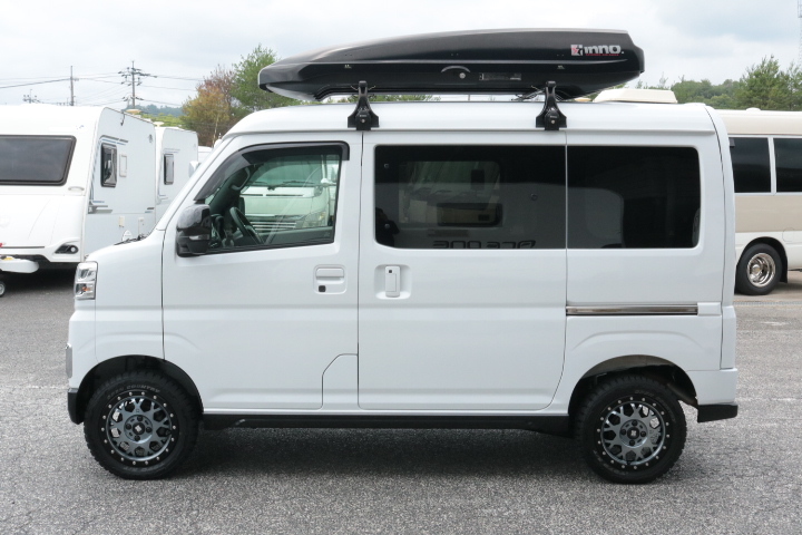 キャンピングカー軽キャンパー