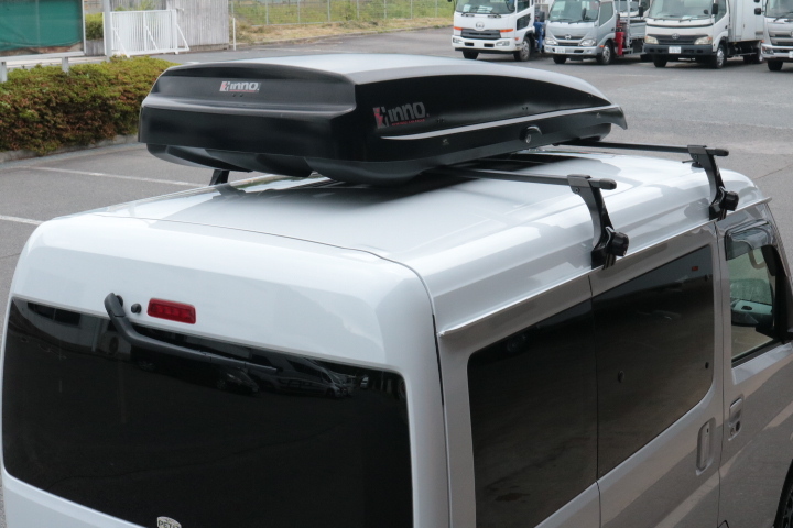 キャンピングカー軽キャンパー