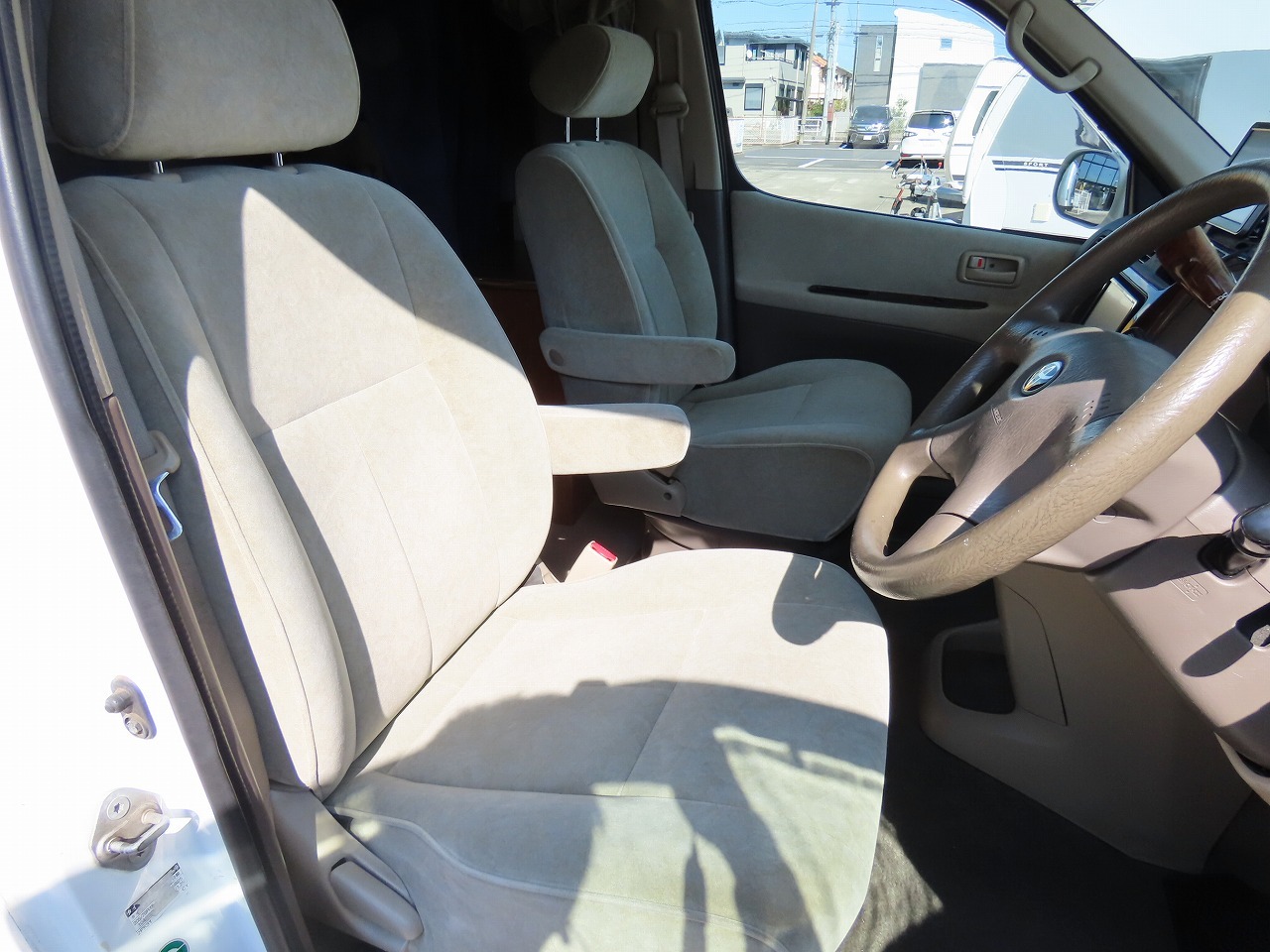 キャンピングカーキャブコン