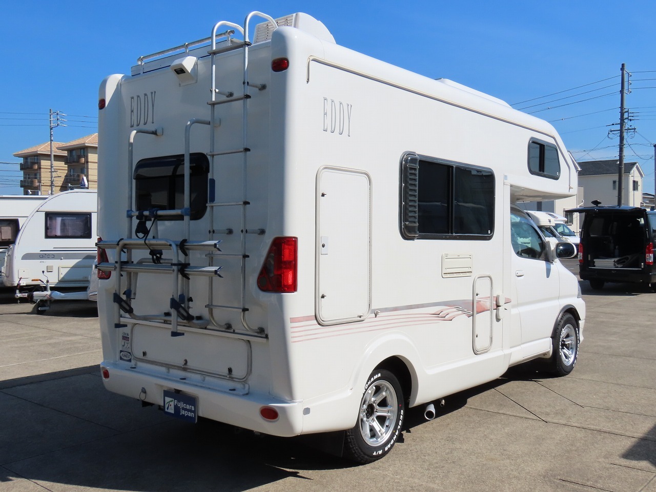 キャンピングカーキャブコン