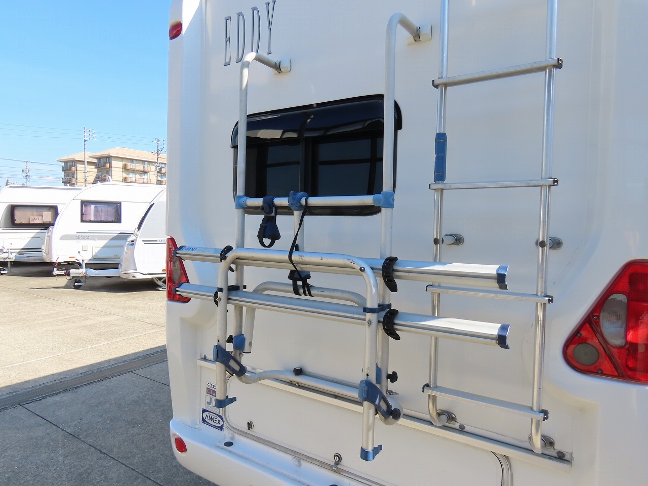 キャンピングカーキャブコン