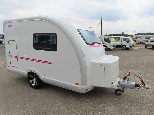 キャンピングカートレーラー