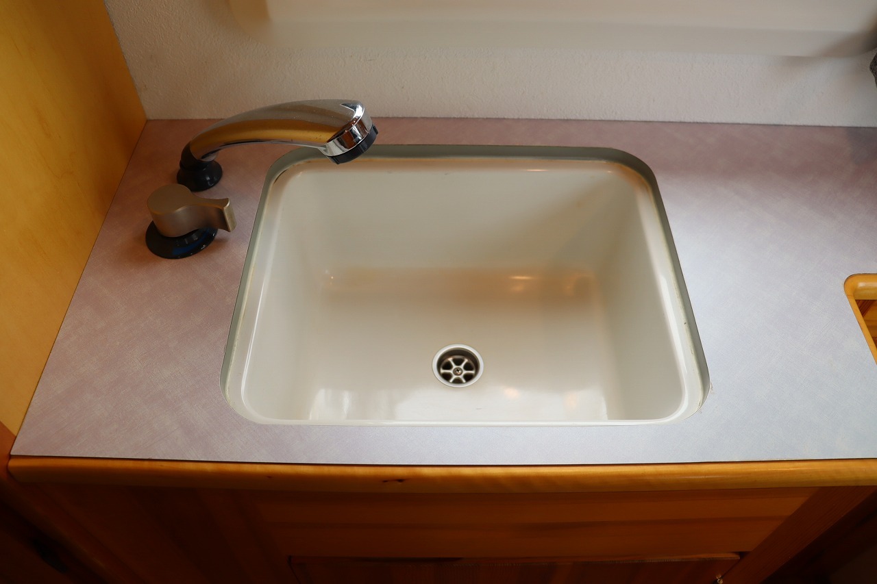 キャンピングカーキャブコン