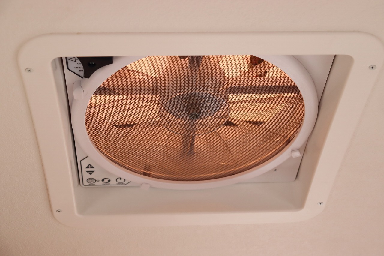 キャンピングカーキャブコン