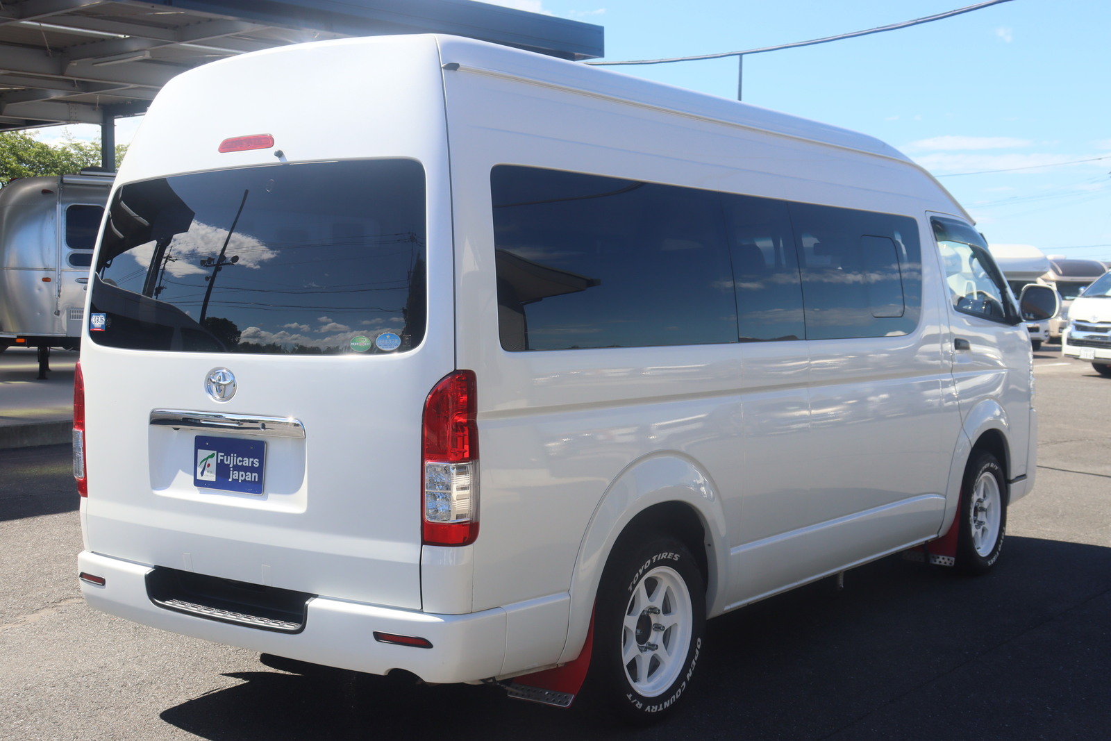 キャンピングカーバンコン