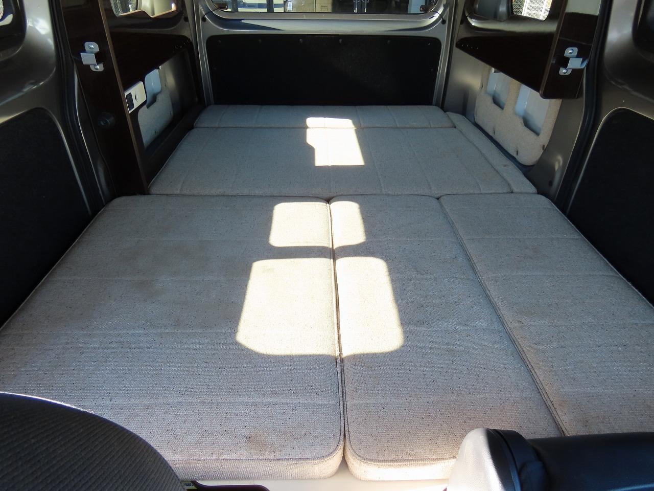 キャンピングカーバンコン