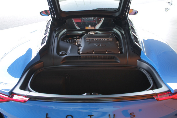 ロータスエミーラ